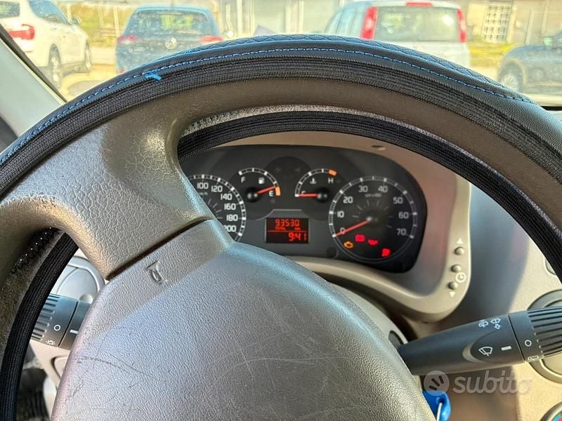 Gebraucht Fiat Panda 4x4 60 PS (44 kW) 2004 Grau Kleinwagen