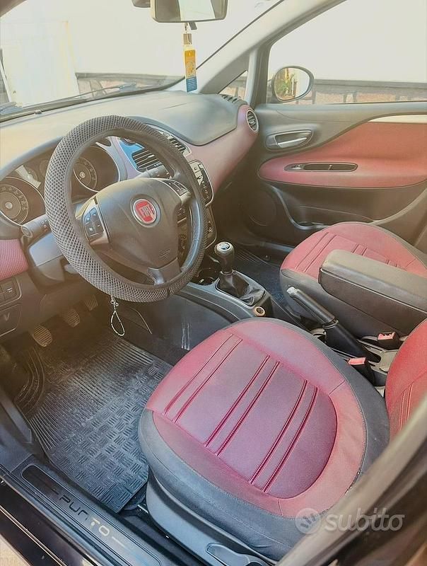 Usata Fiat Punto Evo 95 CV (69 kW) 2011 Utilitaria