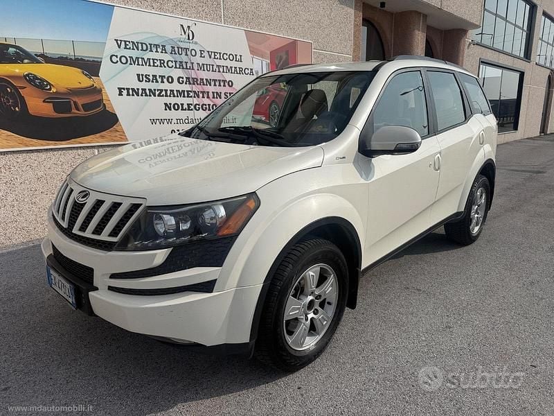 Usata Mahindra XUV500 140 CV (102 kW) 2014 Bianco SUV