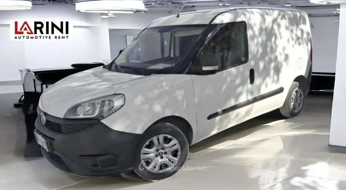 Usata Fiat Doblò 110 CV (80 kW) 2018 Bianco Monovolume