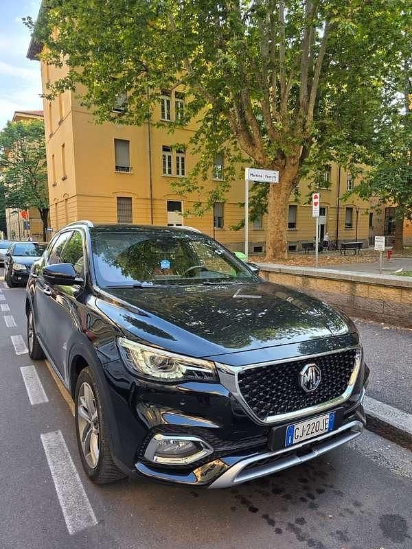 Usata MG EHS Excite 162 CV (119 kW) 2022 Nero SUV
