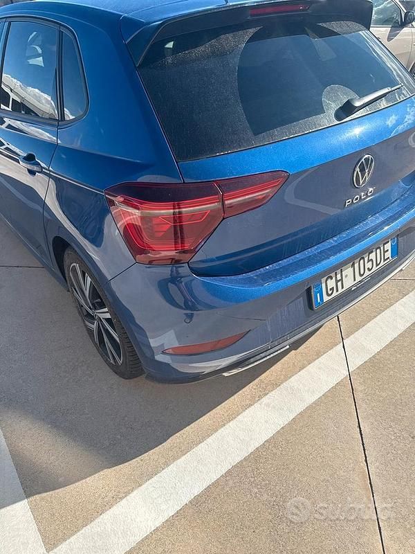 Usata VW Polo R-line 2021 Blu Utilitaria