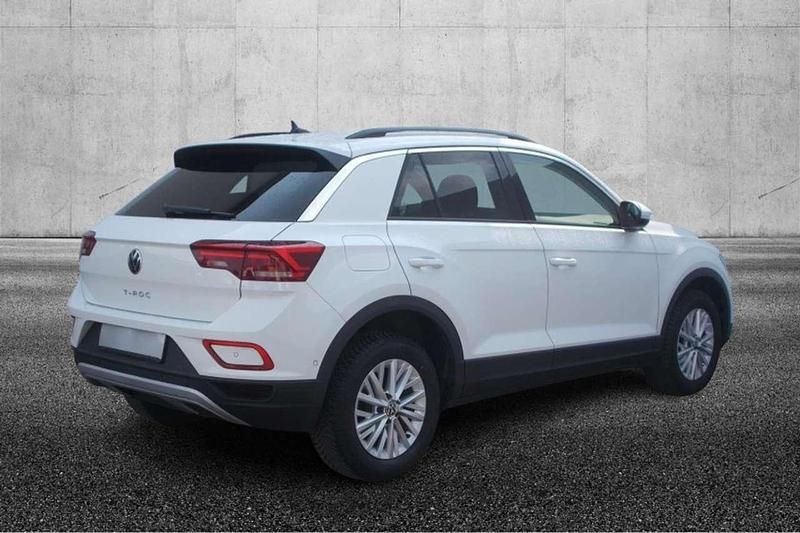 Usata VW T-Roc Life 116 CV (85 kW) 2024 Bianco SUV