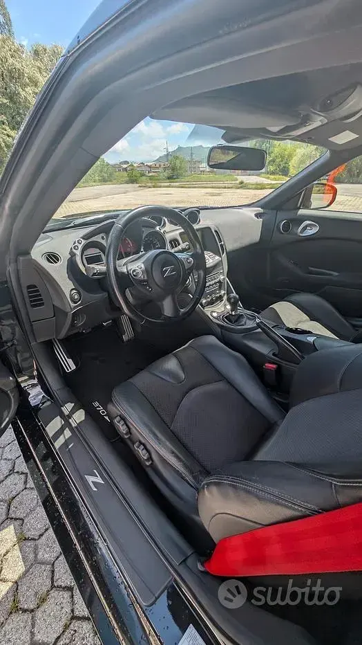Usata Nissan 370Z 331 CV (243 kW) 2010 Nero Coupé