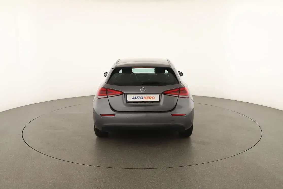 Usata Mercedes A180 Executive 116 CV (85 kW) 2018 Grigio Berlina