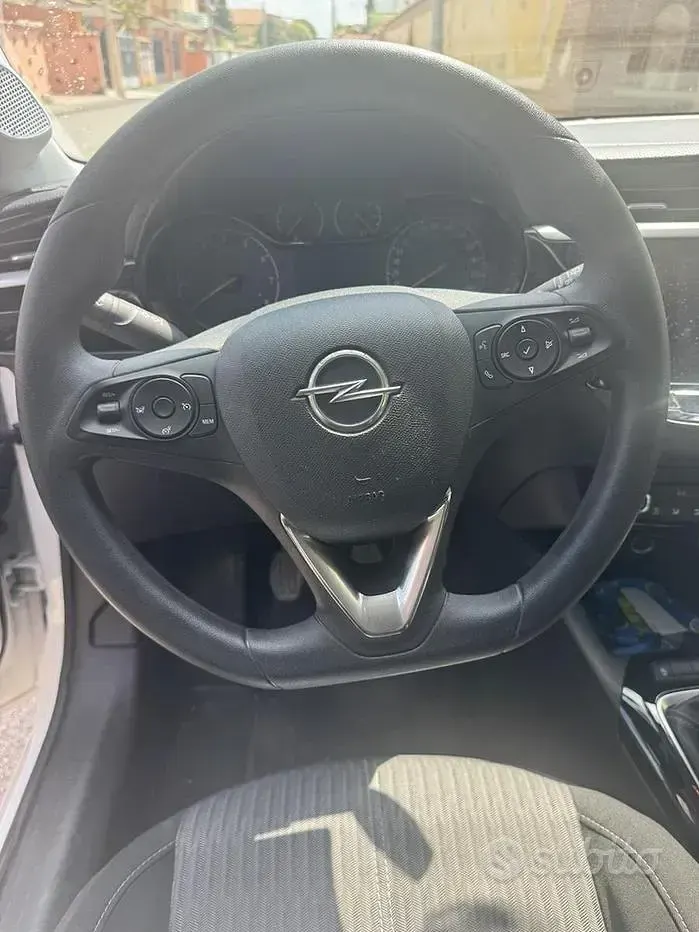 Usata Opel Corsa 102 CV (75 kW) 2021 Bianco Utilitaria