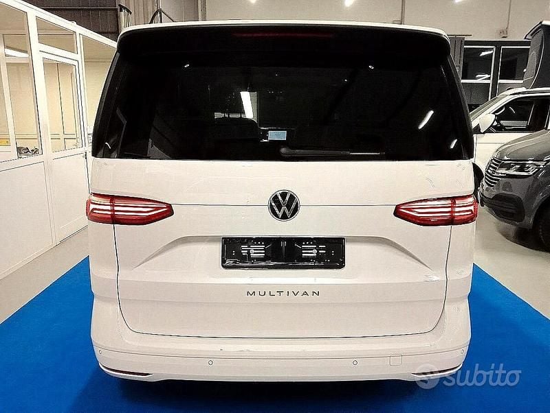 Usata VW Multivan 150 CV (110 kW) 2022 Bianco Furgone