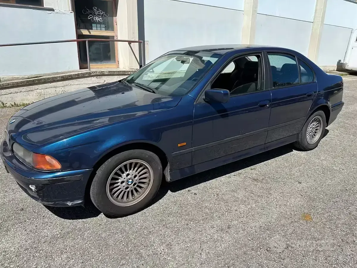 Usata BMW 525 143 CV (105 kW) 1998 Blu Berlina