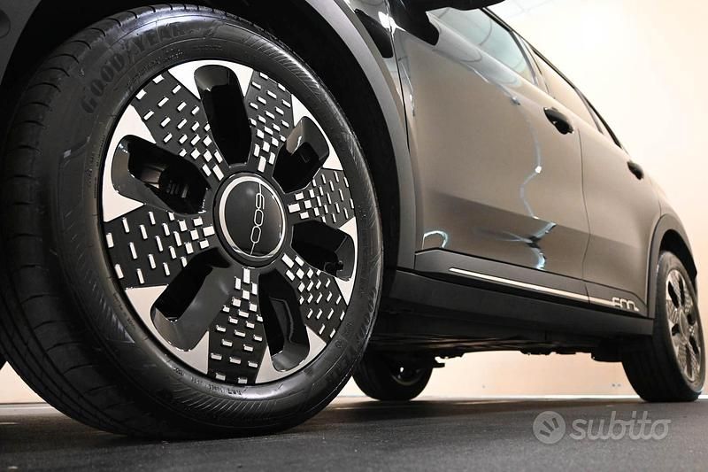 Usata Fiat 600 101 CV (74 kW) 2024 Nero SUV