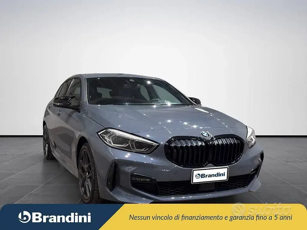 Usata BMW 116 M Sport 116 CV (85 kW) 2021 Grigio Utilitaria