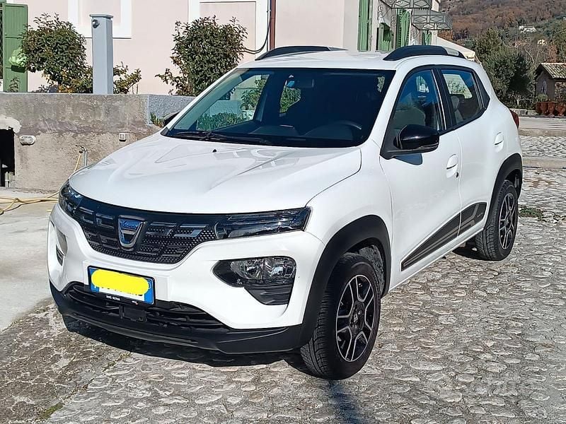 Usata Dacia Spring Comfort 33 kW (45 CV) 2021 Bianco Utilitaria