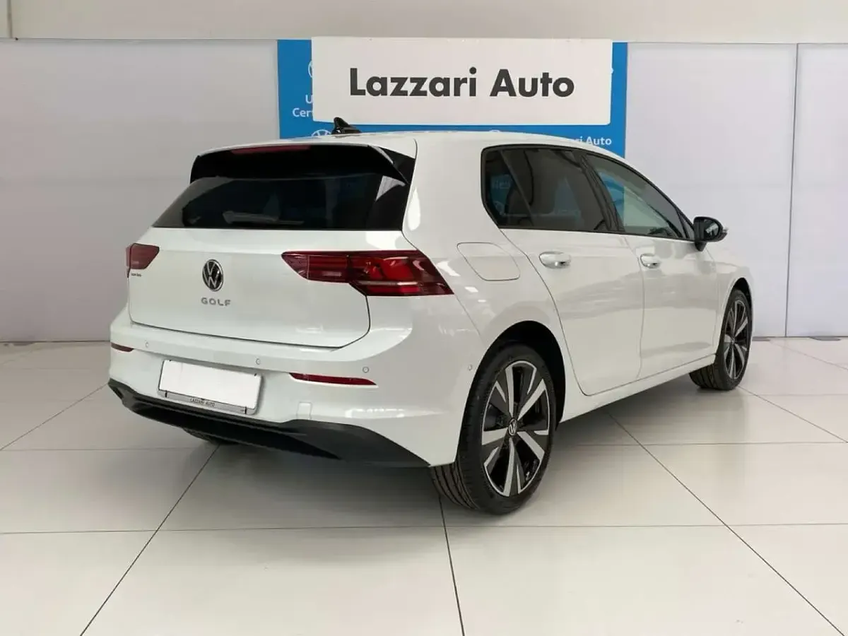 Nuova VW Golf VIII Edition 116 CV (85 kW) 2026 Bianco Utilitaria