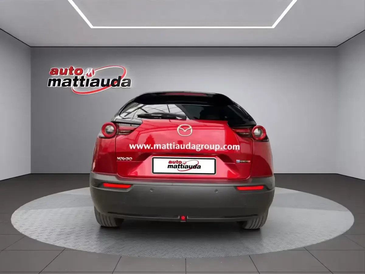 Usata Mazda MX30 Makoto 170 CV (125 kW) 2024 Soul red cristal SUV