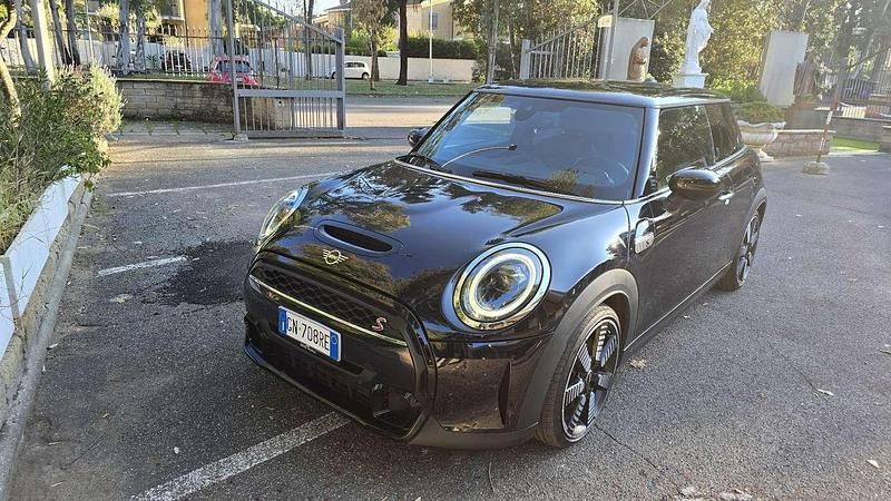 Usata Mini Cooper S 178 CV (130 kW) 2023 Utilitaria