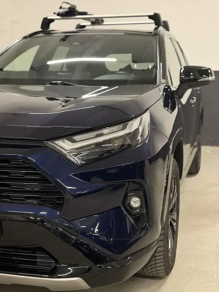Usata Toyota RAV4 Hybrid Style 178 CV (130 kW) 2022 Blu/azzurro SUV