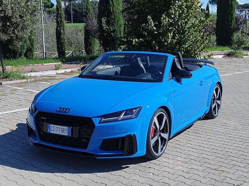 Blu/azzurro Usata 2020 Audi TT Roadster Competition Cabrio | 41.900 € (Buon prezzo) - Immagine 1/4