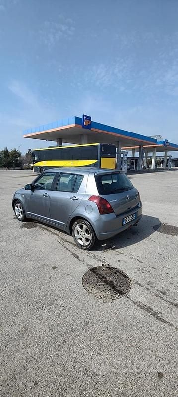 Usata Suzuki Swift 92 CV (67 kW) 2006 Utilitaria