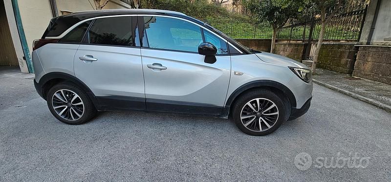 Usata Opel Crossland X Innovation 120 CV (88 kW) 2017 Grigio SUV