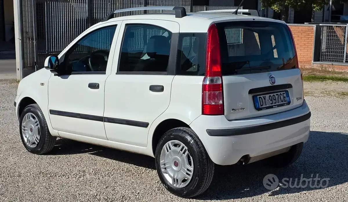 Usata Fiat Panda Dynamic 60 CV (44 kW) 2010 Bianco Utilitaria