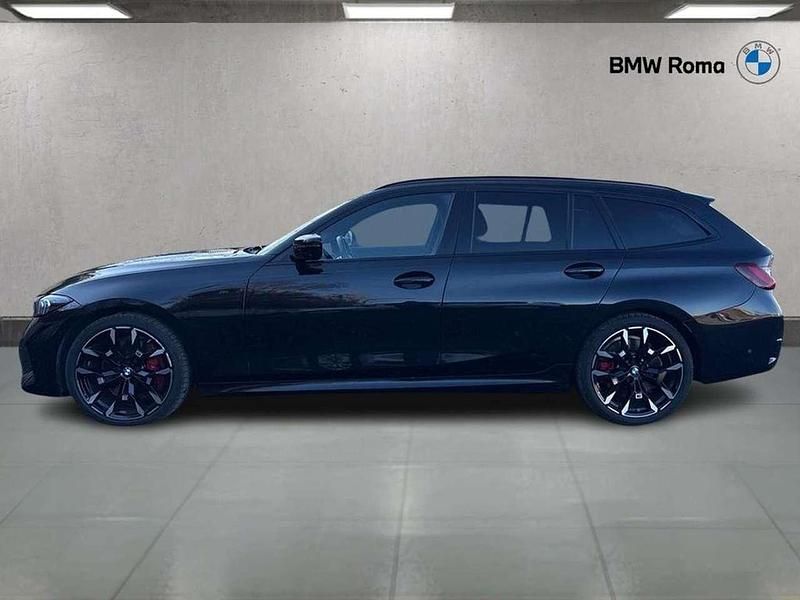 Black sapphire metallic Usata 2025 BMW 320 M Sport Station wagon | 42.890 € (Super prezzo) - Immagine 1/3