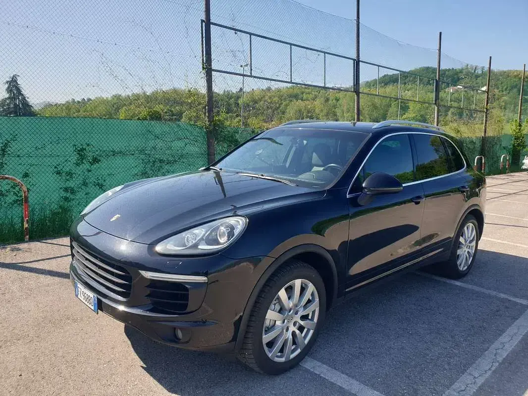Usata Porsche Cayenne 385 CV (283 kW) 2016 Nero SUV