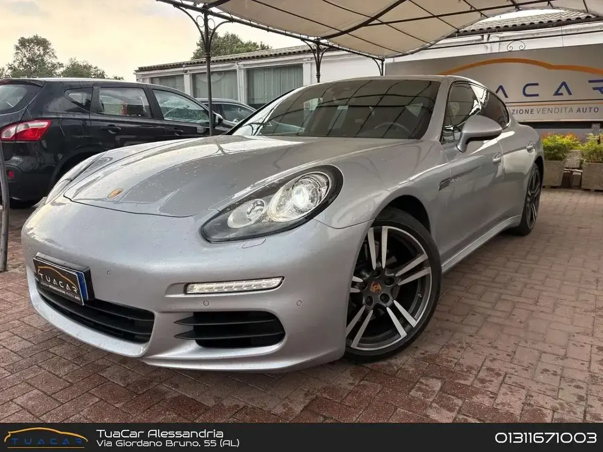 Usata Porsche Panamera Edition 300 CV (220 kW) 2016 Utilitaria
