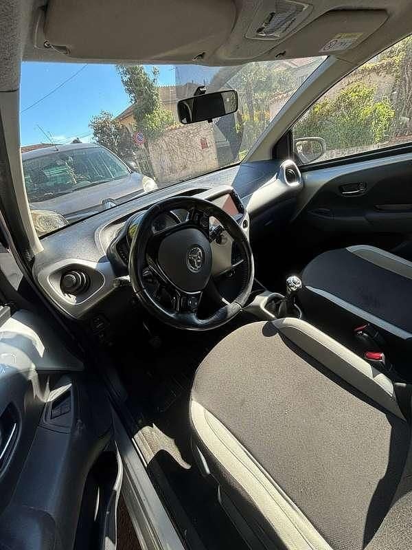 Usata Toyota Aygo X-clusiv 69 CV (50 kW) 2016 Utilitaria