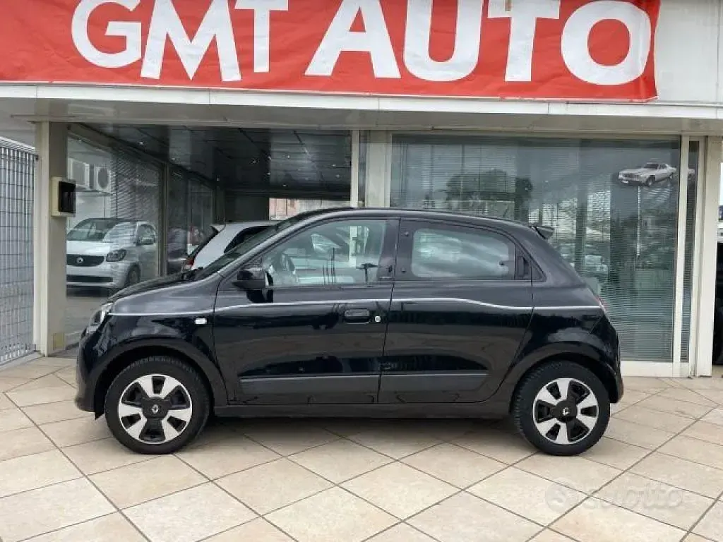 Usado Renault Twingo LIMITED 69 CV (50 kW) 2016 Negro Utilitario