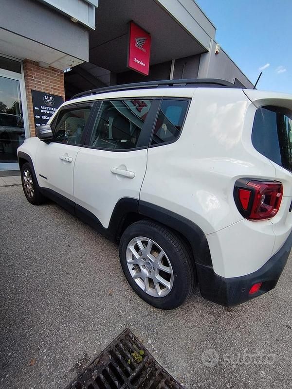 Usata Jeep Renegade Limited 140 CV (102 kW) 2020 Bianco SUV