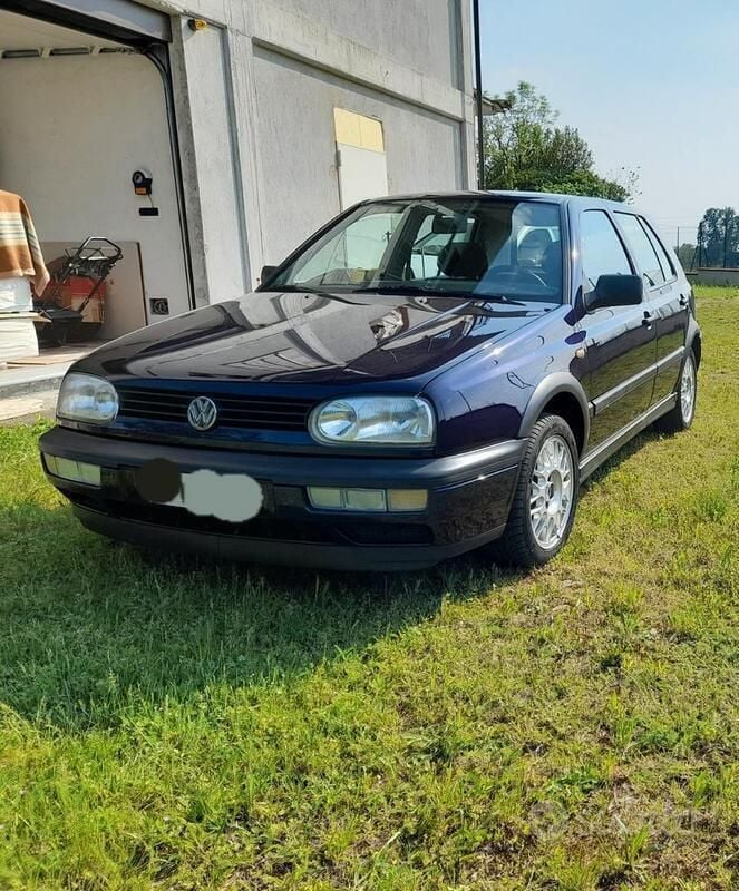 Blu Usata 1997 VW Golf III Tre volumi | 7000 € (Molto cara) - Immagine 1/3