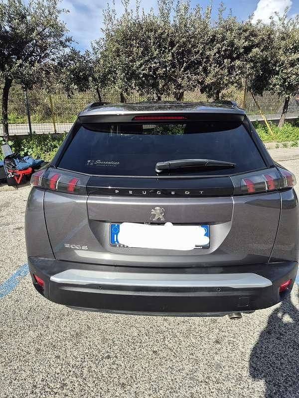 Usata Peugeot 2008 Allure 110 CV (80 kW) 2021 Grigio SUV