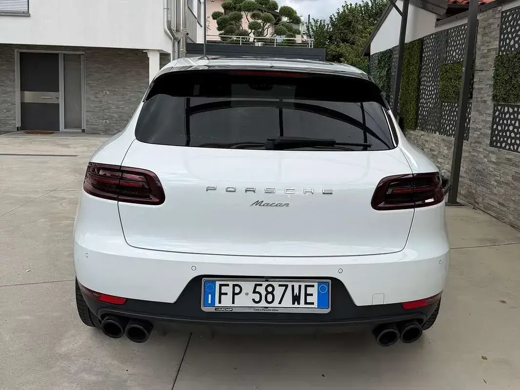 Usata Porsche Macan 252 CV (185 kW) 2018 Bianco SUV