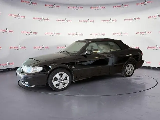 Usata Saab 9-3 185 CV (136 kW) 2002 Argento pastello Cabrio