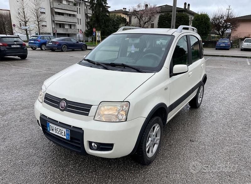 Usata Fiat Panda 4x4 2009 Bianco Utilitaria