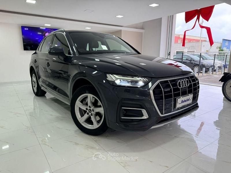 Grigio Usata 2022 Audi Q5 Business SUV | 28.400 € (Super prezzo) - Immagine 1/4