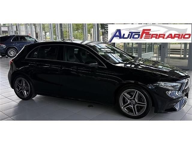 Nero(met.) Usata 2024 Mercedes A220 AMG Line Premium Tre volumi | 39.950 € (Cara) - Immagine 1/4