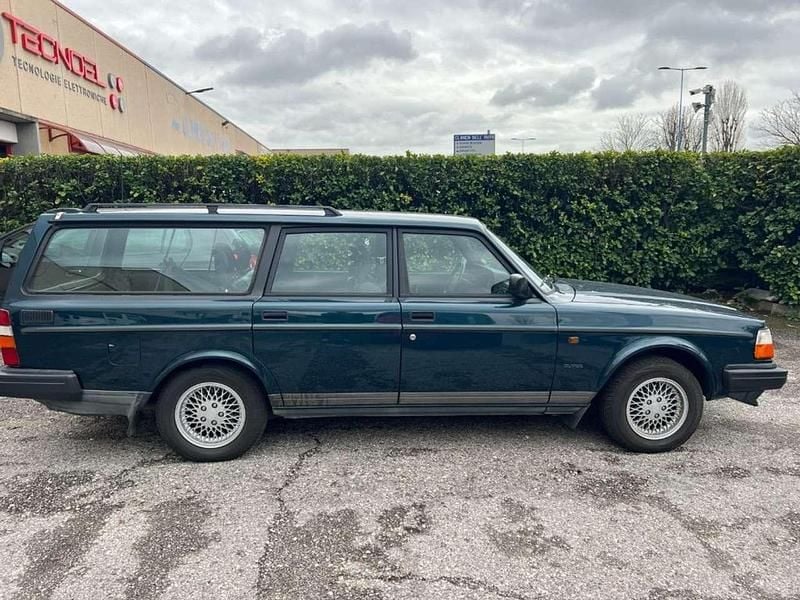 Usata Volvo Polar 109 CV (80 kW) 1992 Verde Station wagon
