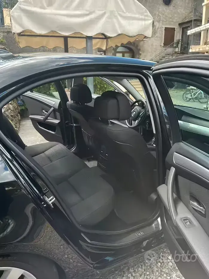 Usata BMW 520 177 CV (130 kW) 2009 Berlina