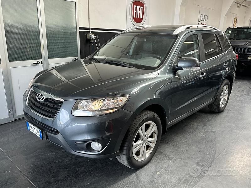 Usata Hyundai Santa Fe Style 197 CV (144 kW) 2011 Blu SUV