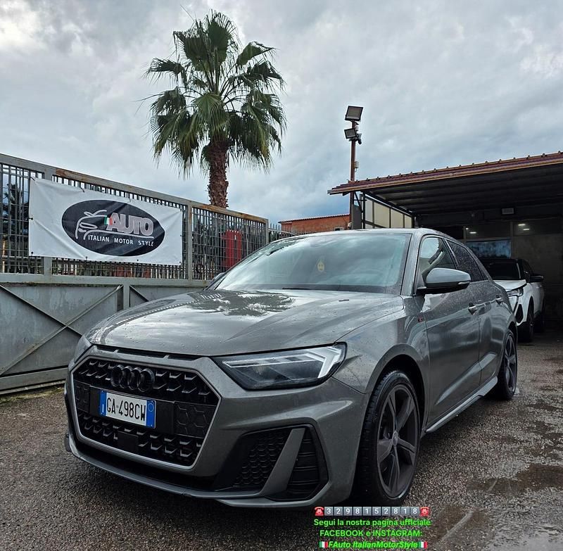 Grigio Usata 2020 Audi A1 Tre volumi | 23.990 € (Buon prezzo) - Immagine 1/4