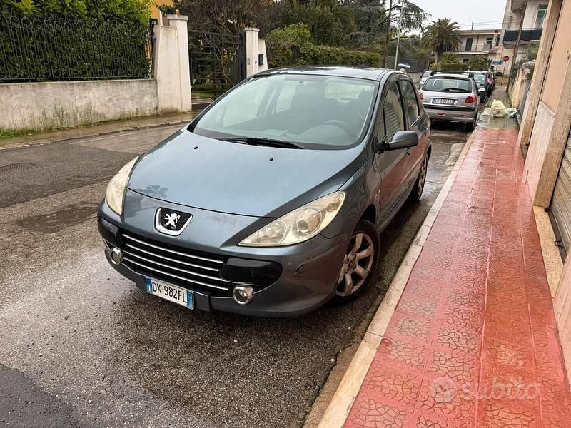Usata Peugeot 307 90 CV (66 kW) 2007 Grigio Berlina