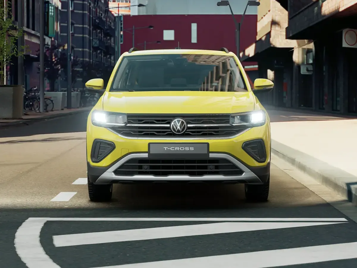 Nuova VW T-Cross Life 116 CV (85 kW) 2026 Grape yellow SUV