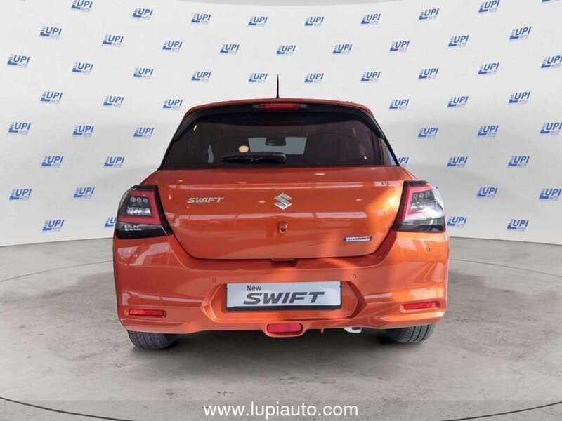 Usata Suzuki Swift 83 CV (61 kW) 2024 Arancione Utilitaria