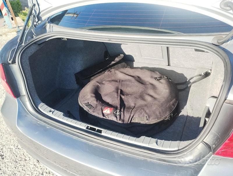 Usata BMW 320 177 CV (130 kW) 2009 Grigio Berlina