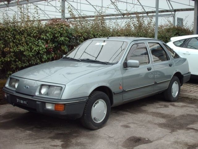 Sold Ford Sierra 2 0 5 Porte Ghia Used Cars For Sale