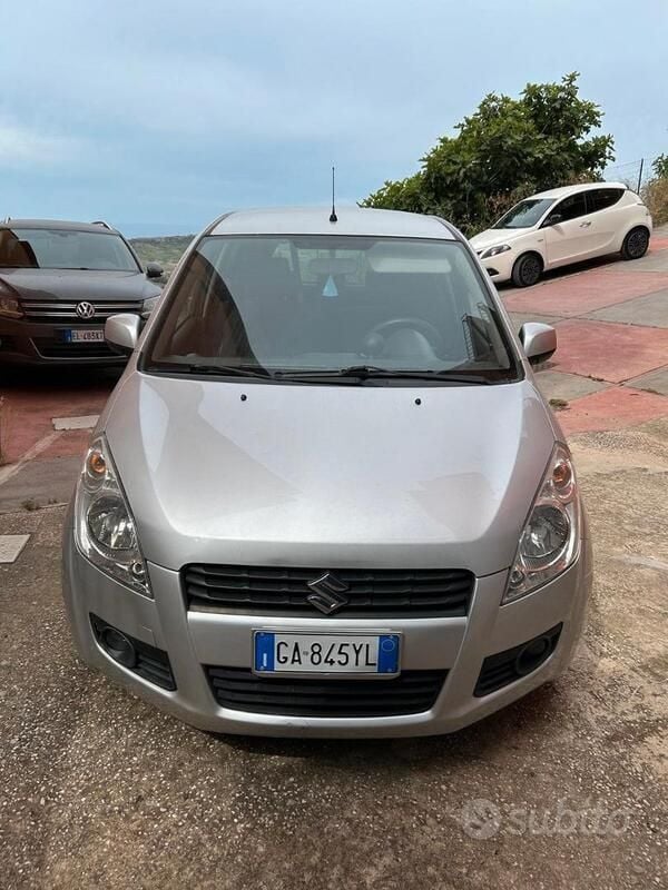 Grigio Usata 2008 Suzuki Splash Due volumi | 2500 € (Super prezzo) - Immagine 1/4