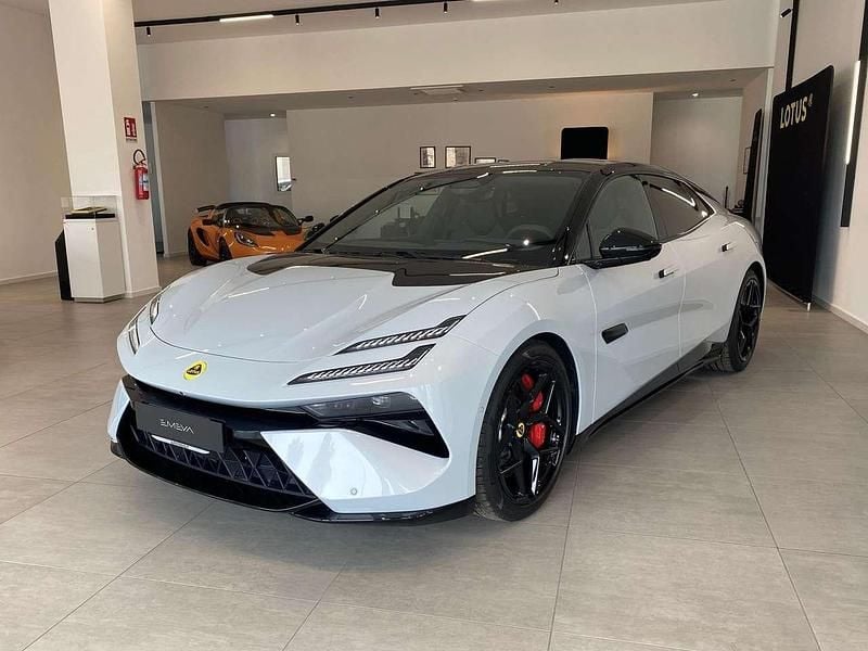 Nuova Lotus Emeya 450 kW (612 CV) 2025 Bianco Utilitaria