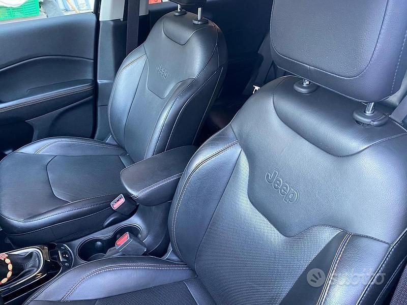 Usata Jeep Compass 120 CV (88 kW) 2019 Nero SUV