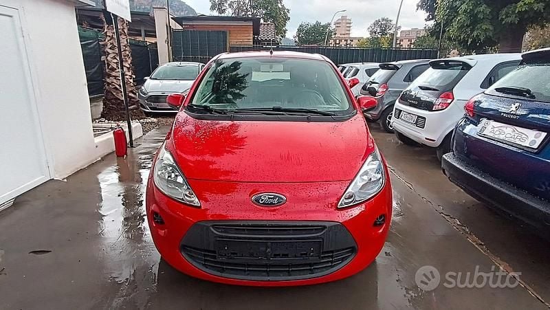 Usata Ford Ka 69 CV (50 kW) 2015 Rosso Utilitaria