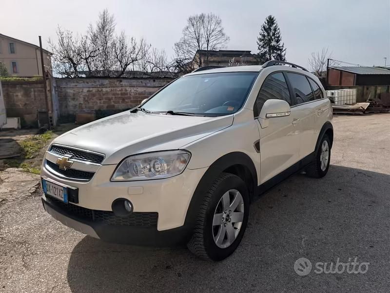 Usata Chevrolet Captiva 136 CV (100 kW) 2009 Bianco SUV